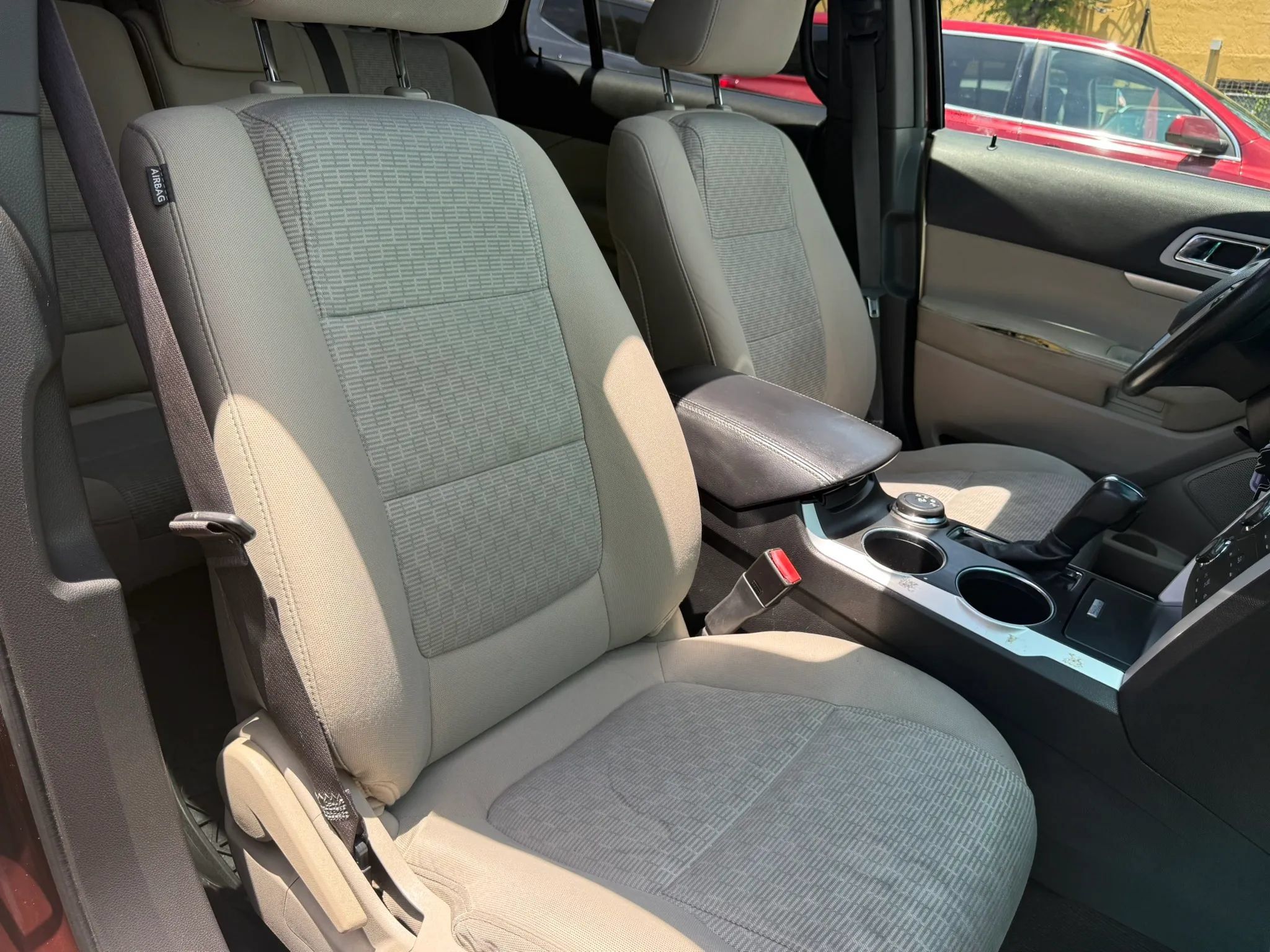 Used 2012 Ford Explorer XLT AWD/4WD image 14