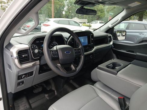 Used 2022 Ford F150 XL w/ Equipment Group 101A High RWD image 16