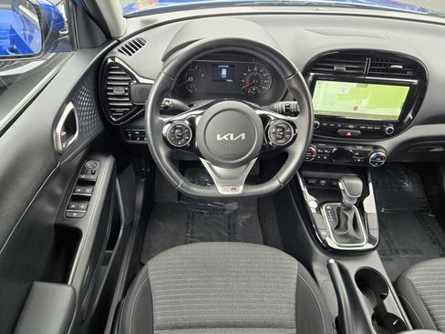 Certified 2022 Kia Soul GT-Line image 13