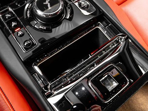 Used 2021 Rolls-Royce Cullinan Black Badge AWD/4WD image 83