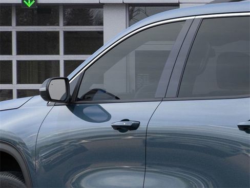 New 2026 Chevrolet Traverse LT image 12