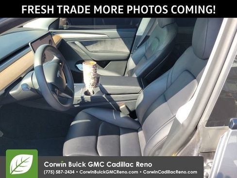 Used 2025 Tesla Model Y Long Range AWD/4WD image 3