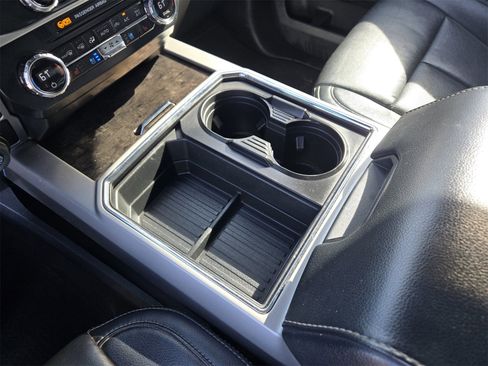 Used 2022 Ford F250 Lariat w/ Tremor Off-Road Package image 20