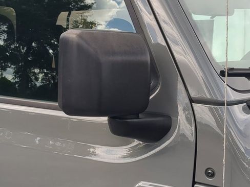 Used 2023 Jeep Wrangler Sport S image 12