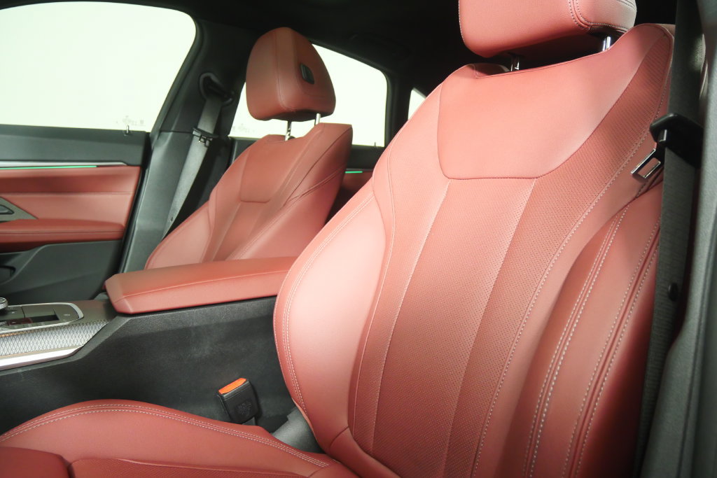 Certified 2025 BMW 430i w/ Premium Package RWD image 11