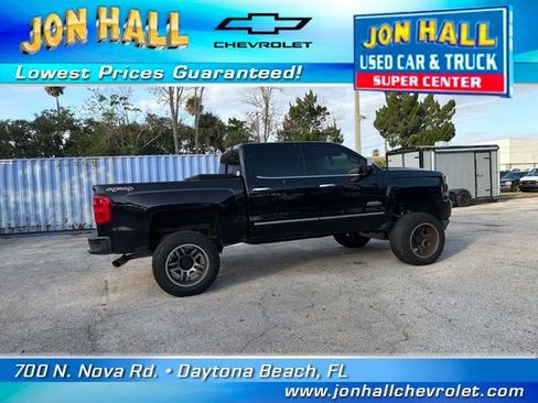 Used 2017 Chevrolet Silverado 1500 High Country image 14