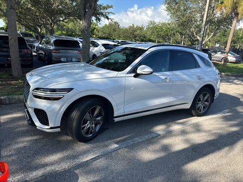 Used 2024 Genesis GV70 3.5T Sport AWD/4WD image 3