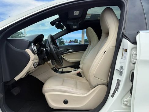 Used 2014 Mercedes-Benz CLA 250 w/ Sport Package image 10