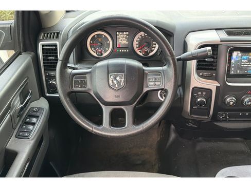 Used 2016 RAM 3500 SLT image 16