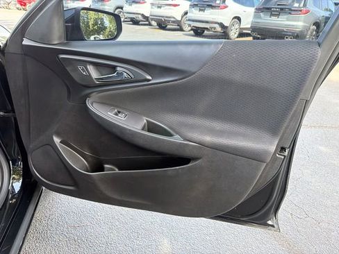Used 2020 Chevrolet Malibu LT FWD image 14