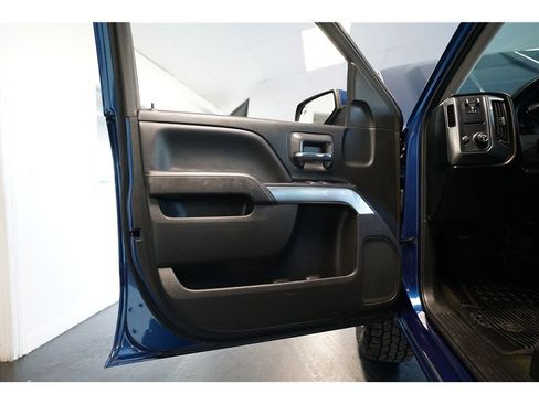 Used 2017 Chevrolet Silverado 1500 LT w/ All Star Edition image 15