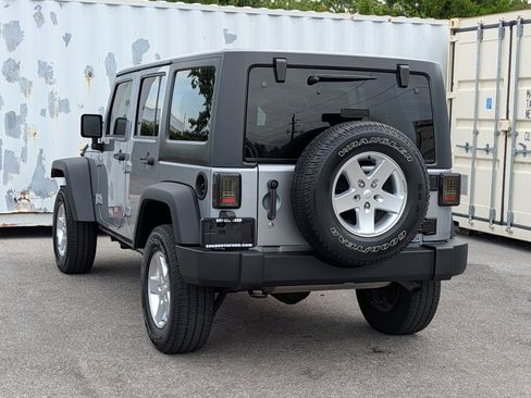 Used 2015 Jeep Wrangler Unlimited Sport w/ Quick Order Package 24S AWD/4WD image 6