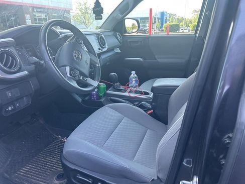 Used 2023 Toyota Tacoma SR5 image 6