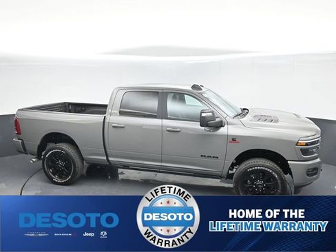 New 2026 RAM 2500 Laramie AWD/4WD image 44