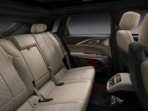 New 2025 Cadillac Lyriq Luxury w/ Nappa Leather Package AWD/4WD image 69