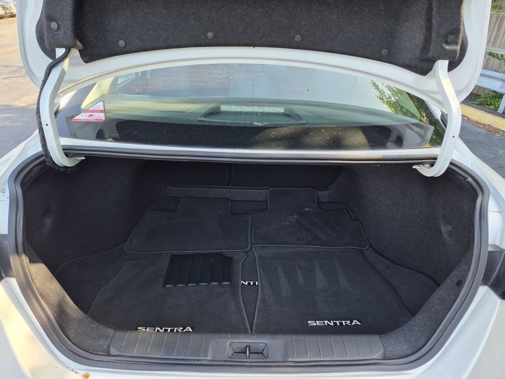 Used 2023 Nissan Sentra SV FWD image 23