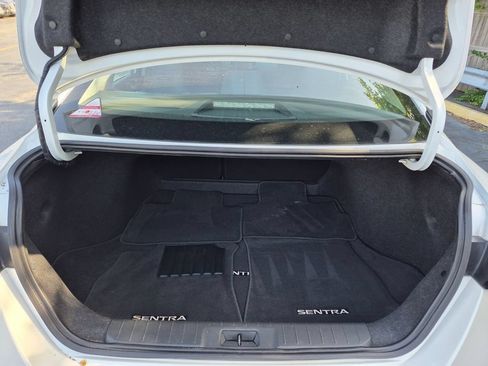 Used 2023 Nissan Sentra SV FWD image 23