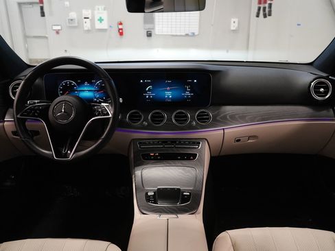 Used 2022 Mercedes-Benz E 350 4MATIC Sedan image 15