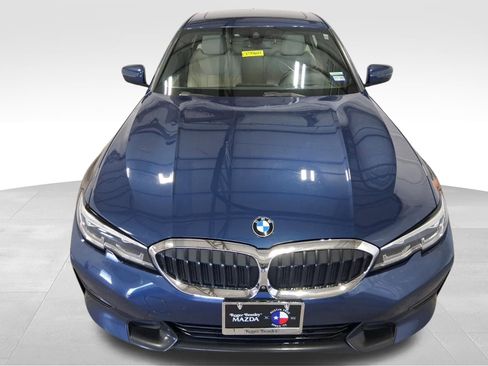 Used 2021 BMW 330i Sedan w/ Premium Package image 2