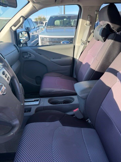 Used 2017 Nissan Frontier SV AWD/4WD image 13