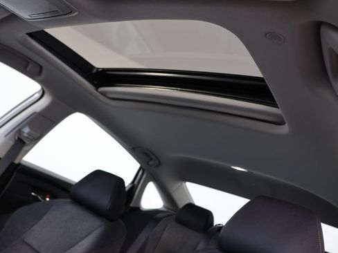 Used 2023 Honda Accord EX image 19