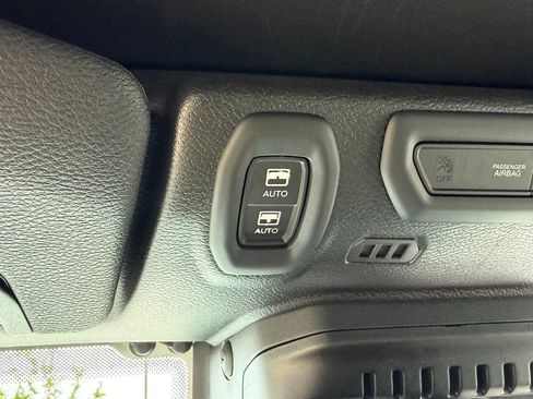 Used 2022 Jeep Wrangler Unlimited Rubicon w/ Steel Bumper Group AWD/4WD image 32