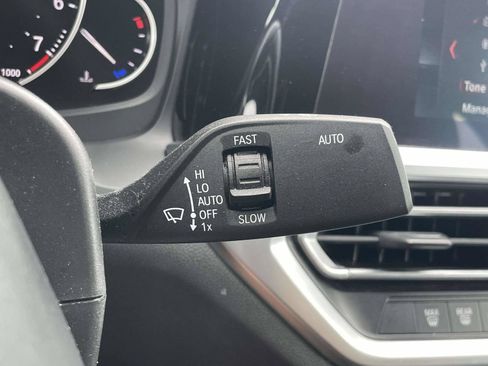 Used 2020 BMW 330i Sedan w/ Driving Assistance Package RWD image 27