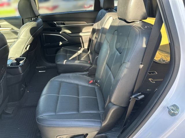 Used 2022 Kia Telluride SX w/ Nightfall Edition Package AWD/4WD image 25