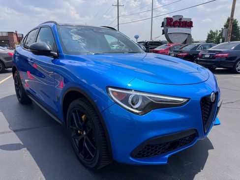 Used 2019 Alfa Romeo Stelvio Ti Sport w/ Quick Order Package 22S Sport AWD/4WD image 37