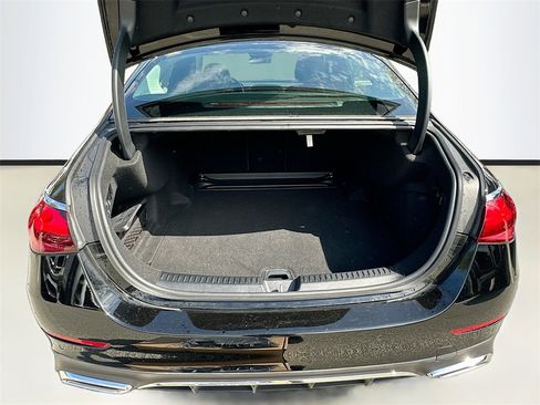 Certified 2025 Mercedes-Benz E 350 Sedan image 28