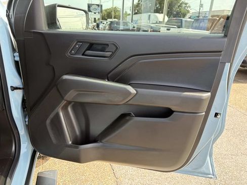 Used 2026 Chevrolet Colorado W/T RWD image 17