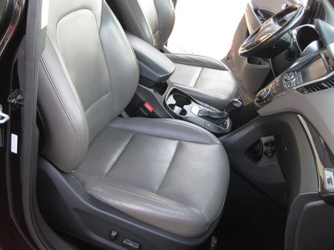 Used 2013 Hyundai Santa Fe Sport w/ Technology Pkg FWD image 38