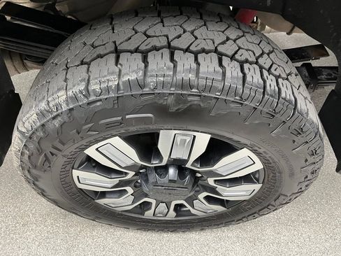 Used 2024 GMC Sierra 3500 Denali w/ Denali Reserve Package AWD/4WD image 15