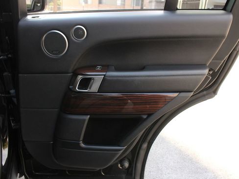 Used 2016 Land Rover Range Rover Supercharged image 23