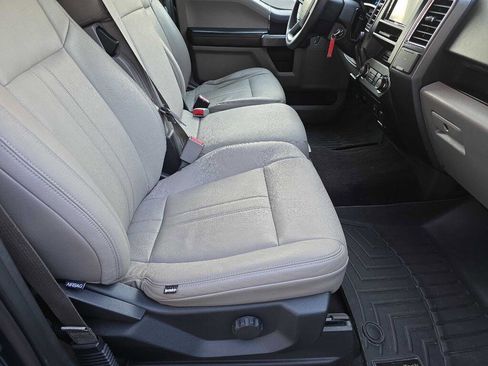 Used 2017 Ford F150 XLT image 19