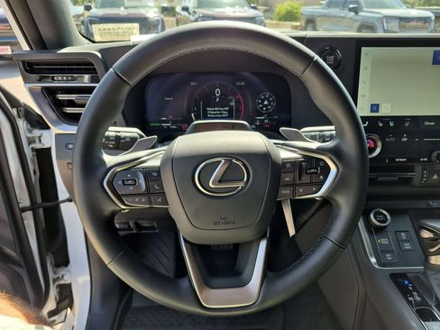 Used 2025 Lexus GX 550 w/ Accessory Package (Z1) AWD/4WD image 23