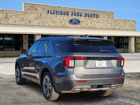 New 2026 Ford Explorer Active w/ Active Comfort Package AWD/4WD image 4