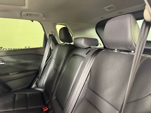 Used 2023 Nissan Rogue SL w/ SL Premium Package image 25