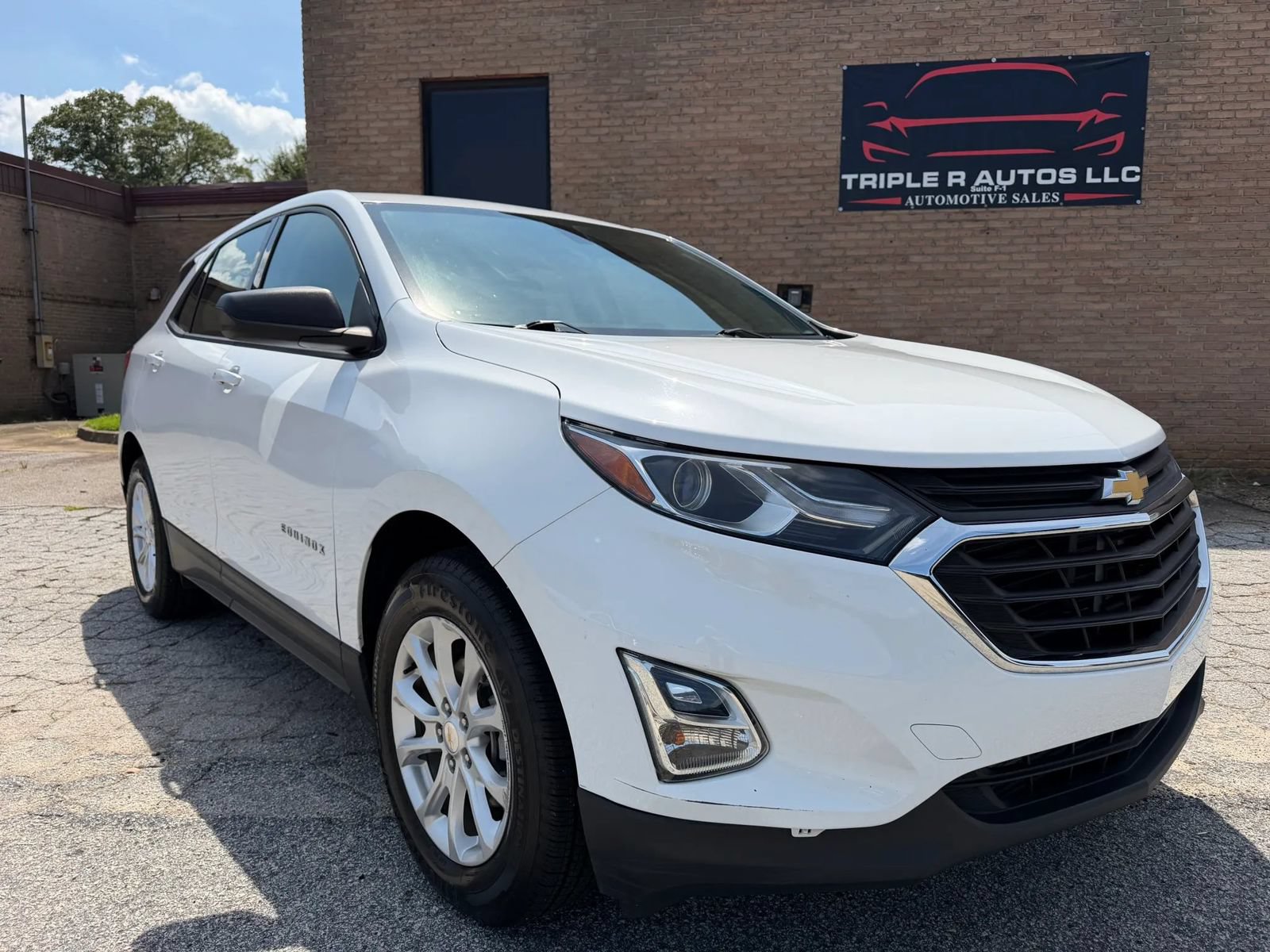 Used 2018 Chevrolet Equinox LS FWD image 1