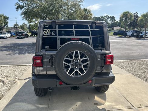 New 2025 Jeep Wrangler Sahara image 4