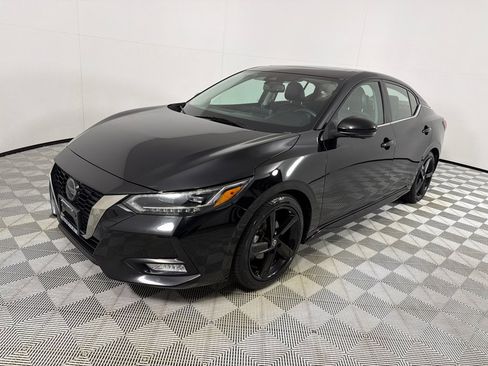 Used 2021 Nissan Sentra SR w/ SR Premium Package FWD image 9