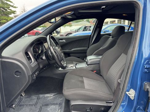 Used 2023 Dodge Charger R/T w/ Harman/Kardon Audio Group RWD image 20