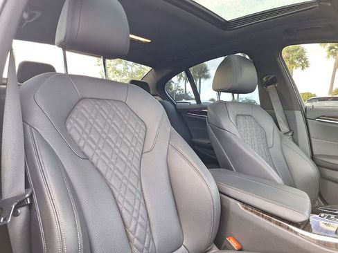 Used 2023 BMW 530i 530i w/ Premium Package image 30