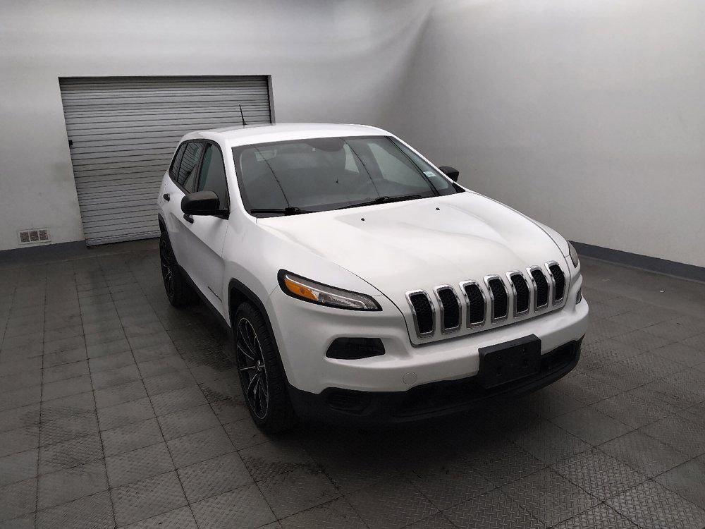 Used 2014 Jeep Cherokee Sport w/ Trailer Tow Group FWD image 14