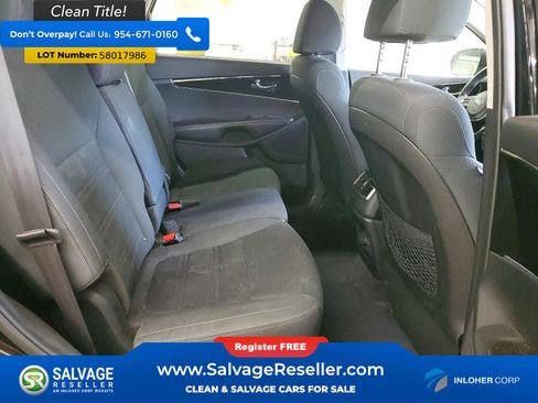 Used 2019 Kia Sorento L FWD image 15