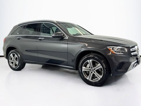 Certified 2022 Mercedes-Benz GLC 300 4MATIC image 3