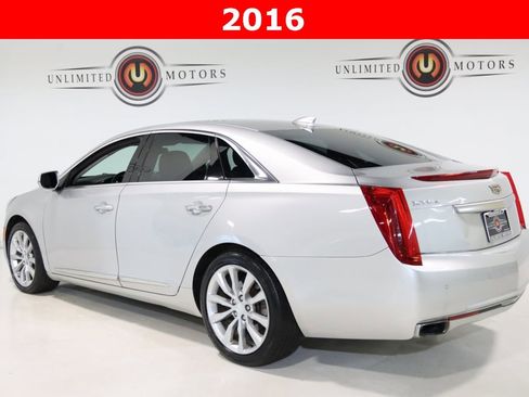 Used 2016 Cadillac XTS Luxury image 3