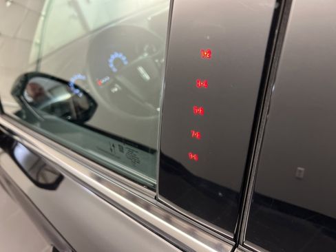 Used 2022 Lincoln Corsair AWD w/ Equipment Group 101A image 34