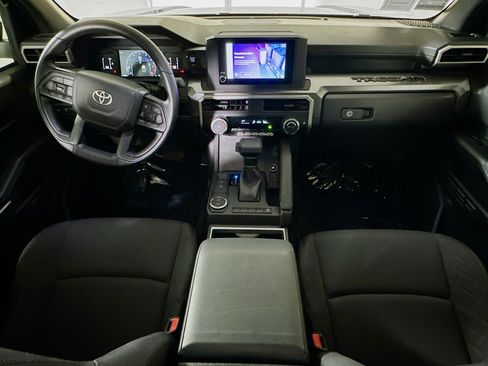 Used 2025 Toyota Tacoma SR5 image 27