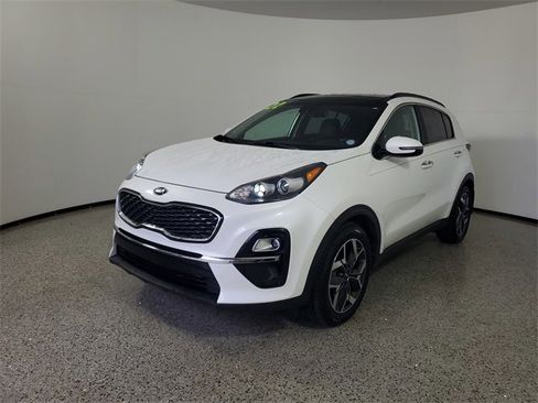 Used 2022 Kia Sportage EX image 2